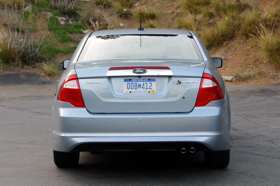  Ford Fusion Hybrid 2010 года  (US) (фото 86 из 111)